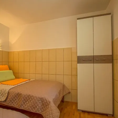 Stella Apartment *