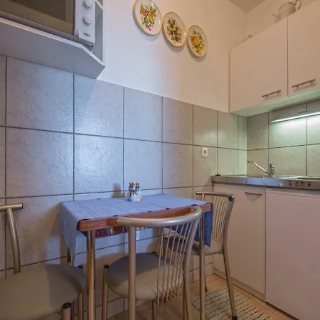 Stella Apartment